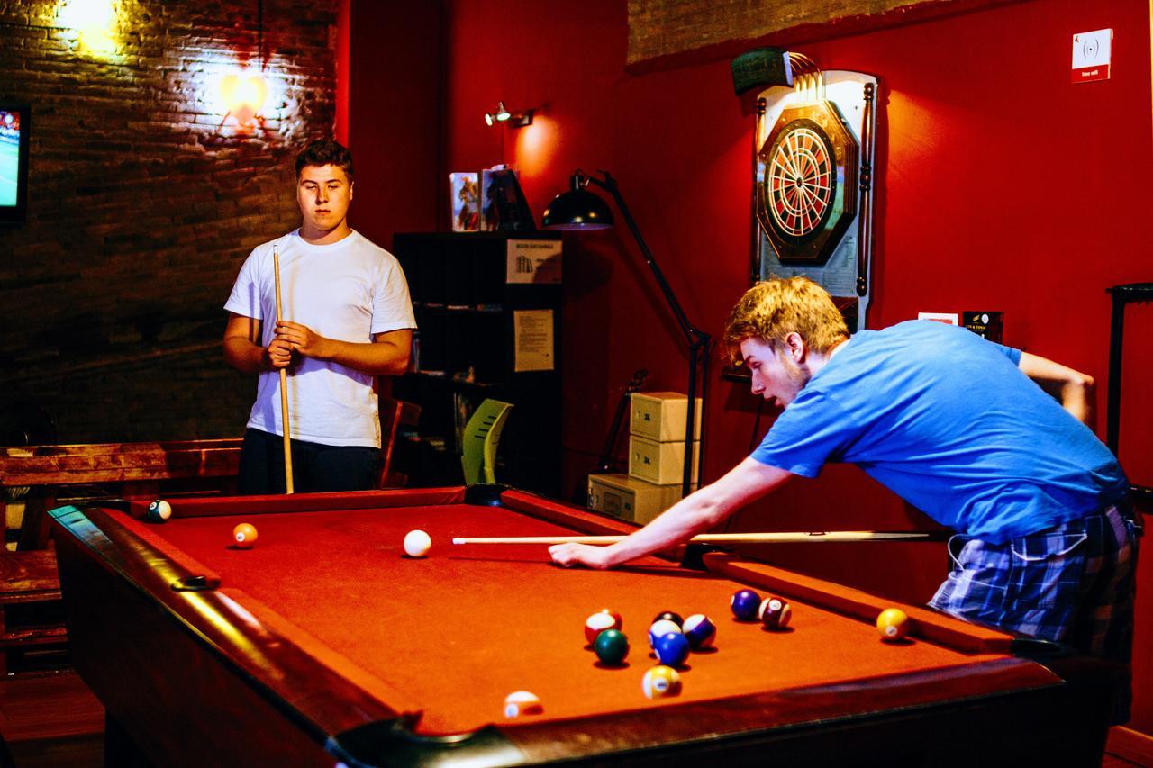 Red Nest Hostel Valencia Luaran gambar